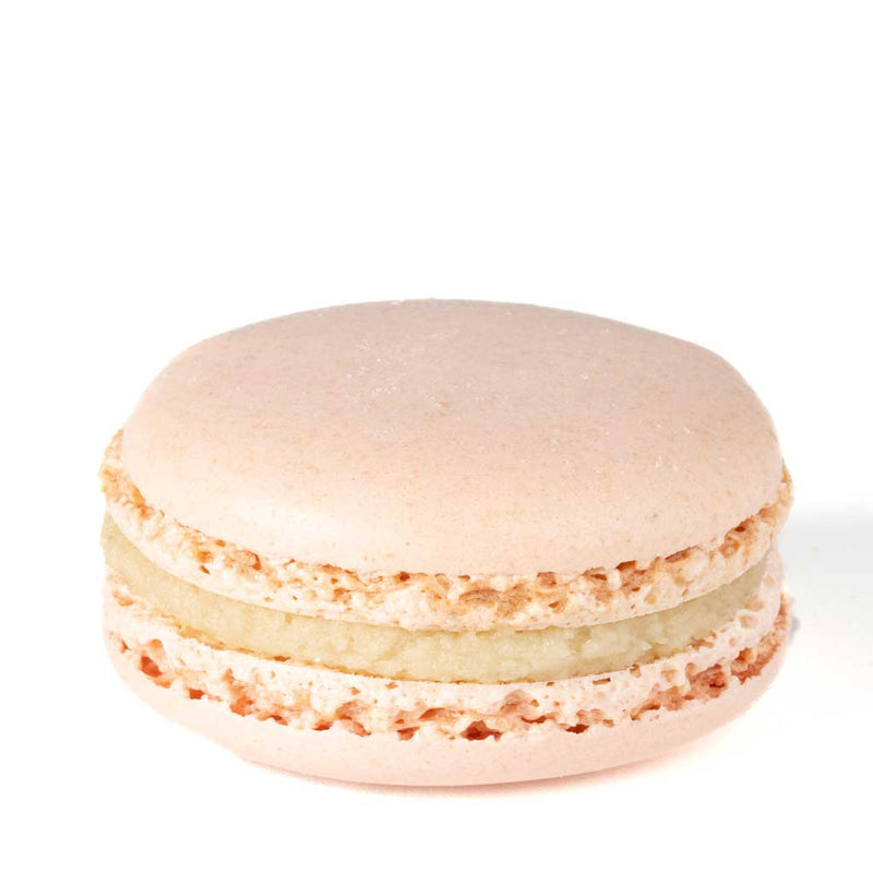 Rose macaron swiss made